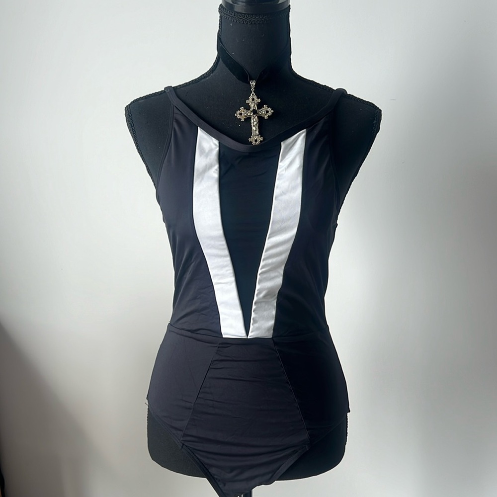 One piece swimsuit
